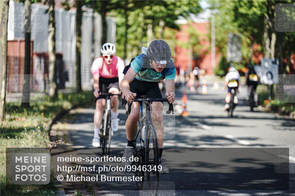 09.08.2026 - GEWOBA Citytriathlon Bremen Michael Burmester http://msf.ph/oto/9946349 09.08.2026 10:54:56 Radfahren 37, 135, 201, 207, 303, 390, 444, 476, 513, 530 meine-sportfotos.de