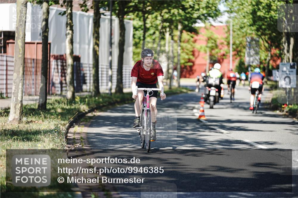 09.08.2026 - GEWOBA Citytriathlon Bremen Michael Burmester http://msf.ph/oto/9946385 09.08.2026 10:55:19 Radfahren 53, 123, 169, 187, 237, 471, 527 meine-sportfotos.de