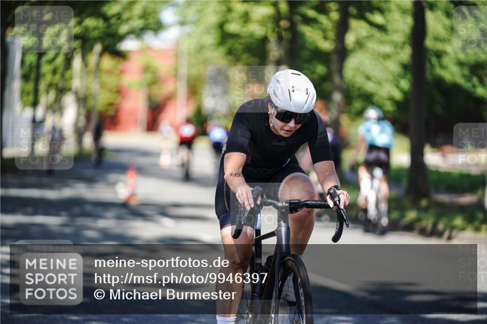 09.08.2026 - GEWOBA Citytriathlon Bremen Michael Burmester http://msf.ph/oto/9946397 09.08.2026 10:55:34 Radfahren 237, 426, 440, 488, 527 meine-sportfotos.de