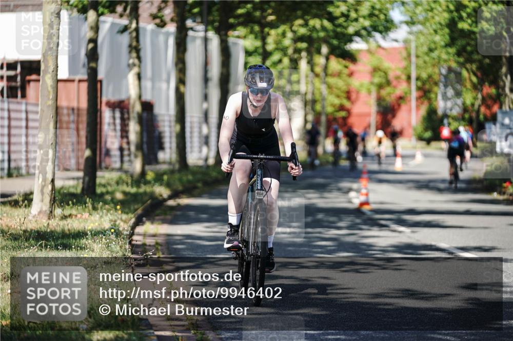 09.08.2026 - GEWOBA Citytriathlon Bremen Michael Burmester http://msf.ph/oto/9946402 09.08.2026 10:55:41 Radfahren 45, 93, 119, 426, 440, 488, 494 meine-sportfotos.de