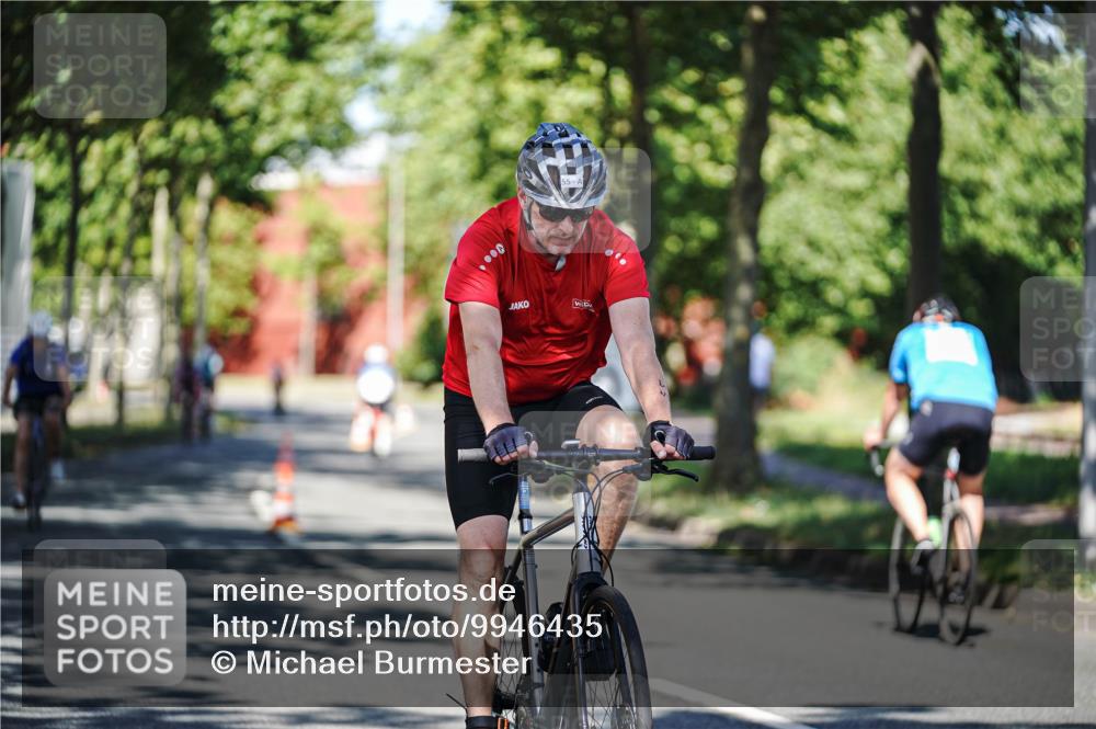 09.08.2026 - GEWOBA Citytriathlon Bremen Michael Burmester http://msf.ph/oto/9946435 09.08.2026 10:56:15 Radfahren 55, 61, 67, 89, 109, 163 meine-sportfotos.de