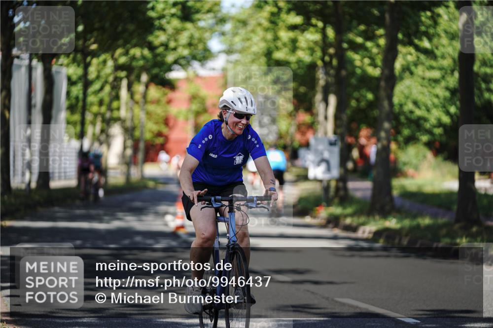 09.08.2026 - GEWOBA Citytriathlon Bremen Michael Burmester http://msf.ph/oto/9946437 09.08.2026 10:56:17 Radfahren 55, 61, 67, 163, 225 meine-sportfotos.de