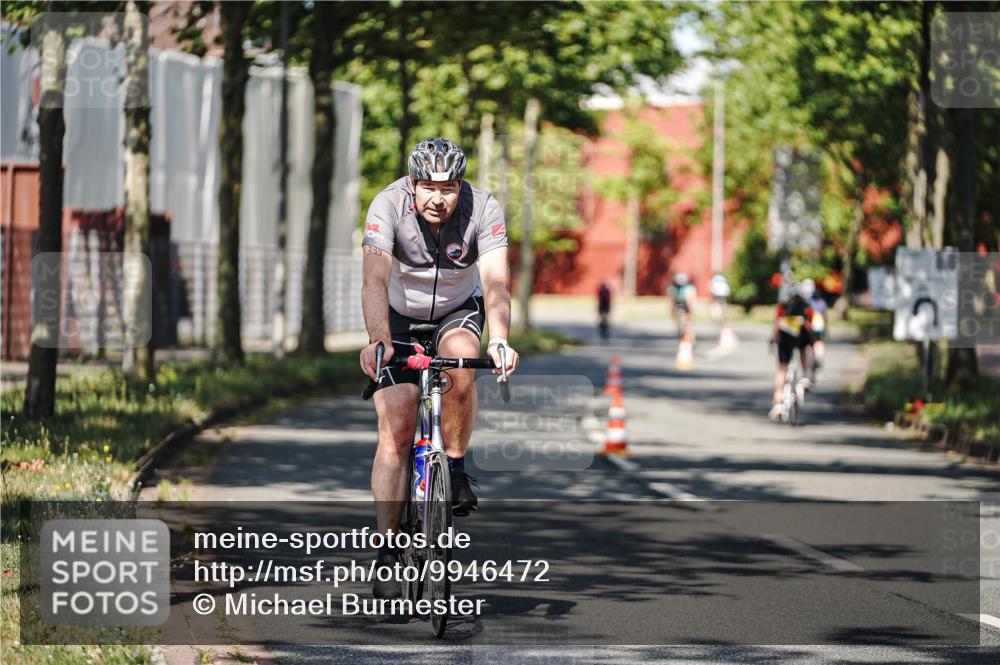 09.08.2026 - GEWOBA Citytriathlon Bremen Michael Burmester http://msf.ph/oto/9946472 09.08.2026 10:57:03 Radfahren 35, 85, 113, 243, 361, 399, 460, 480 meine-sportfotos.de