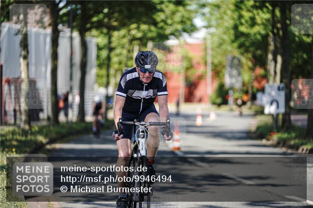 09.08.2026 - GEWOBA Citytriathlon Bremen Michael Burmester http://msf.ph/oto/9946494 09.08.2026 10:57:36 Radfahren 117, 205, 451, 462 meine-sportfotos.de