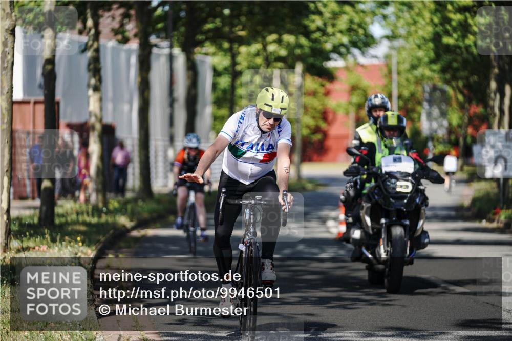 09.08.2026 - GEWOBA Citytriathlon Bremen Michael Burmester http://msf.ph/oto/9946501 09.08.2026 10:57:53 Radfahren 171, 434, 446, 462 meine-sportfotos.de