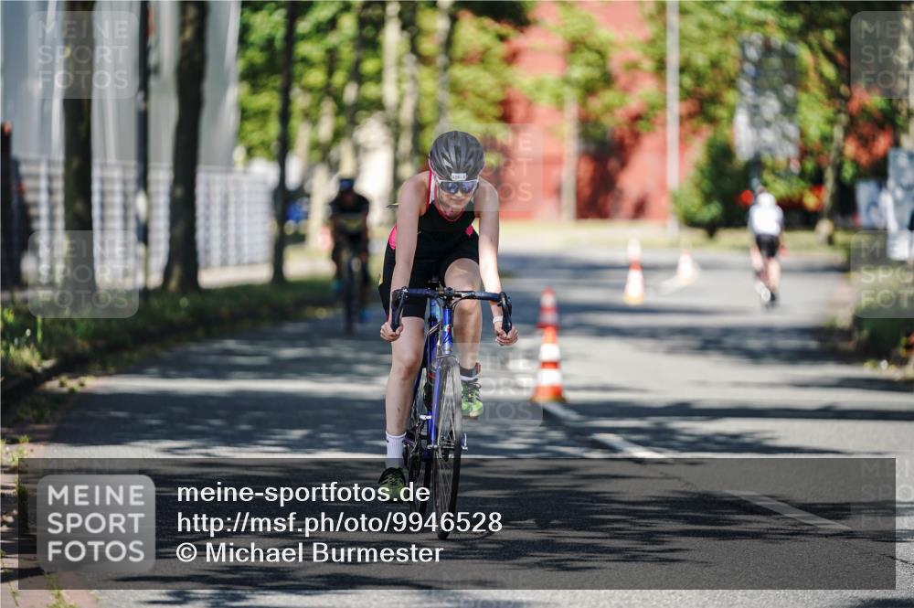 09.08.2026 - GEWOBA Citytriathlon Bremen Michael Burmester http://msf.ph/oto/9946528 09.08.2026 10:59:17 Radfahren 5, 115, 245, 429, 466, 499 meine-sportfotos.de