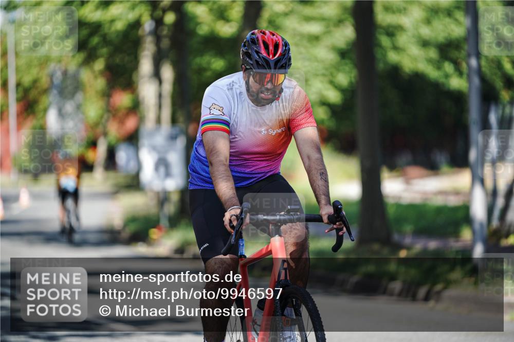 09.08.2026 - GEWOBA Citytriathlon Bremen Michael Burmester http://msf.ph/oto/9946597 09.08.2026 11:02:54 Radfahren 11, 229, 485 meine-sportfotos.de