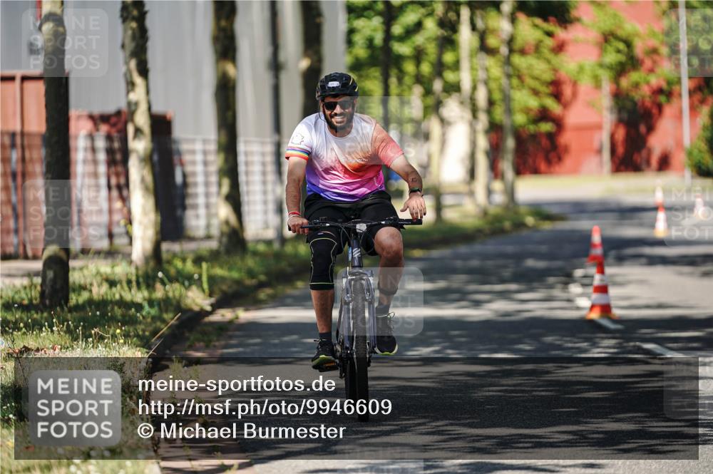 09.08.2026 - GEWOBA Citytriathlon Bremen Michael Burmester http://msf.ph/oto/9946609 09.08.2026 11:04:52 Radfahren 227, 524 meine-sportfotos.de