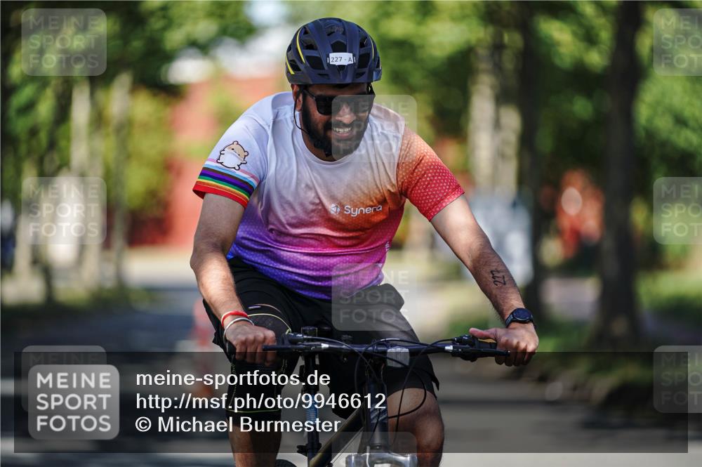09.08.2026 - GEWOBA Citytriathlon Bremen Michael Burmester http://msf.ph/oto/9946612 09.08.2026 11:04:54 Radfahren 227, 524 meine-sportfotos.de