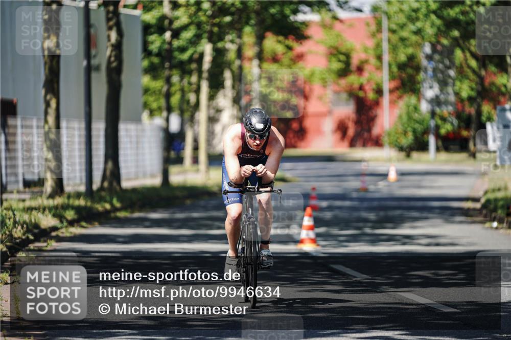 09.08.2026 - GEWOBA Citytriathlon Bremen Michael Burmester http://msf.ph/oto/9946634 09.08.2026 11:55:06 Radfahren 570 meine-sportfotos.de