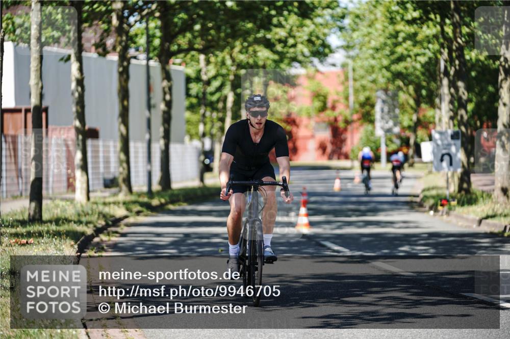 09.08.2026 - GEWOBA Citytriathlon Bremen Michael Burmester http://msf.ph/oto/9946705 09.08.2026 12:05:38 Radfahren 541, 562, 623, 695, 696, 757, 1110 meine-sportfotos.de