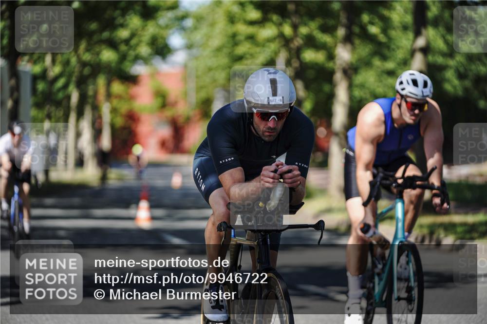 09.08.2026 - GEWOBA Citytriathlon Bremen Michael Burmester http://msf.ph/oto/9946722 09.08.2026 12:06:13 Radfahren 559, 664, 687 meine-sportfotos.de