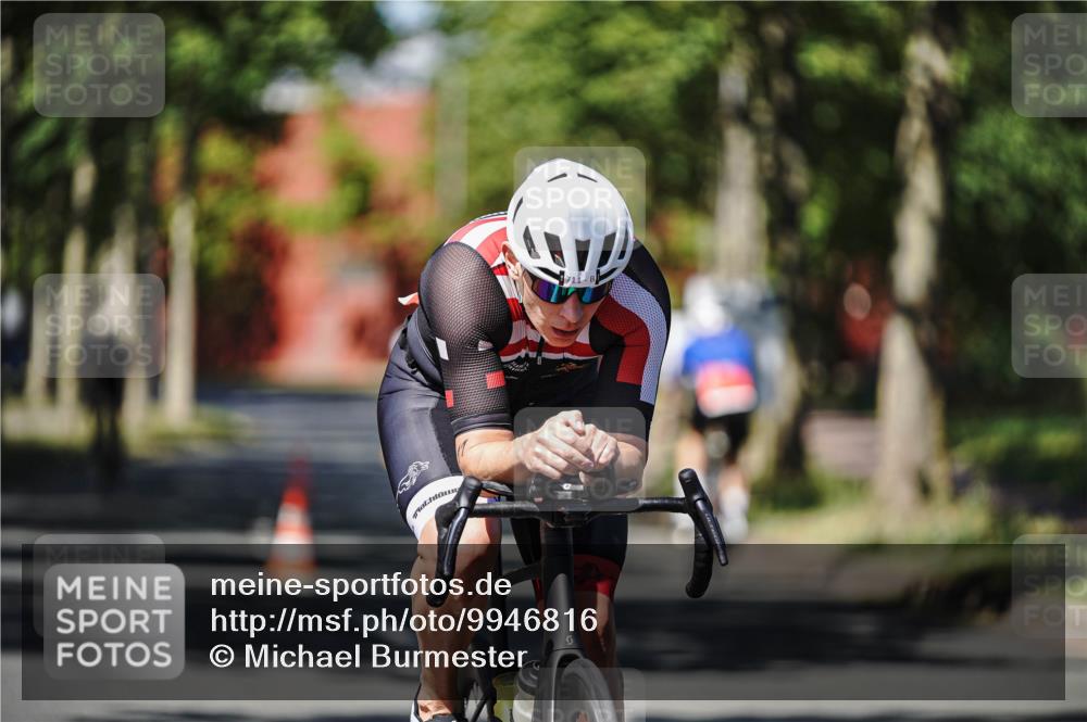 09.08.2026 - GEWOBA Citytriathlon Bremen Michael Burmester http://msf.ph/oto/9946816 09.08.2026 12:08:41 Radfahren 558, 602, 620, 643, 711 meine-sportfotos.de
