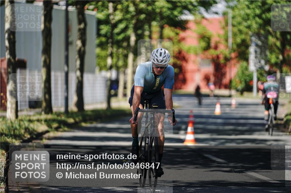 09.08.2026 - GEWOBA Citytriathlon Bremen Michael Burmester http://msf.ph/oto/9946847 09.08.2026 12:09:22 Radfahren 543, 621, 629, 675, 719, 819, 1121, 1124 meine-sportfotos.de