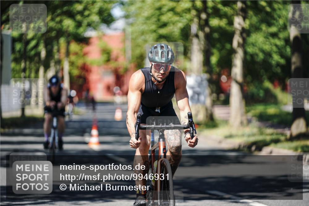 09.08.2026 - GEWOBA Citytriathlon Bremen Michael Burmester http://msf.ph/oto/9946931 09.08.2026 12:11:16 Radfahren 588, 641, 690, 698, 703, 767, 789, 801, 810, 854 meine-sportfotos.de