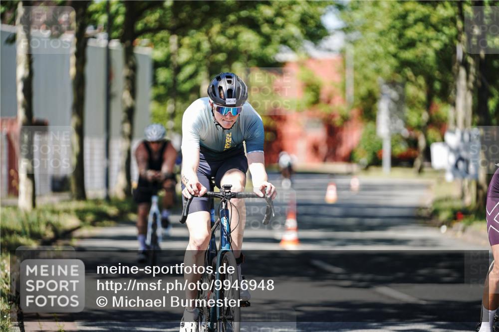 09.08.2026 - GEWOBA Citytriathlon Bremen Michael Burmester http://msf.ph/oto/9946948 09.08.2026 12:11:26 Radfahren 112, 540, 588, 666, 692, 698, 703, 767, 854, 1153 meine-sportfotos.de