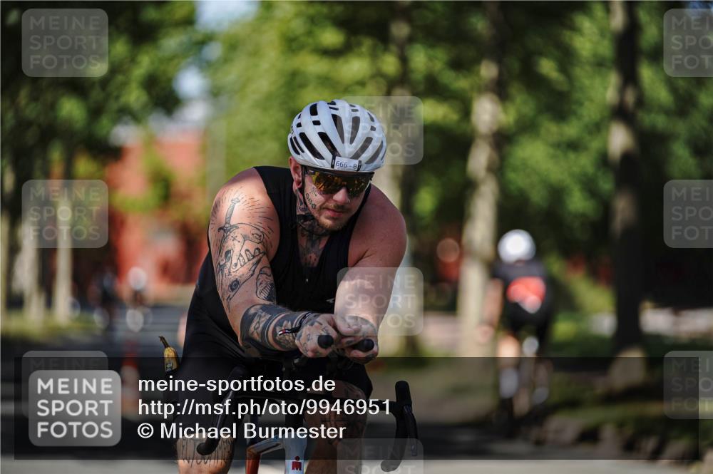 09.08.2026 - GEWOBA Citytriathlon Bremen Michael Burmester http://msf.ph/oto/9946951 09.08.2026 12:11:28 Radfahren 112, 540, 588, 666, 692, 698, 703, 1153 meine-sportfotos.de