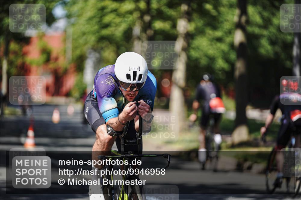 09.08.2026 - GEWOBA Citytriathlon Bremen Michael Burmester http://msf.ph/oto/9946958 09.08.2026 12:11:38 Radfahren 540, 549, 666, 691, 692, 712, 732, 862, 1153 meine-sportfotos.de