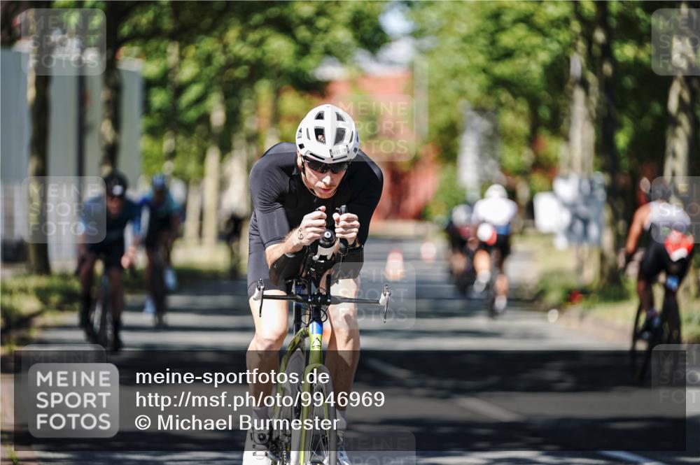09.08.2026 - GEWOBA Citytriathlon Bremen Michael Burmester http://msf.ph/oto/9946969 09.08.2026 12:11:44 Radfahren 549, 631, 642, 660, 676, 691, 692, 712, 732, 862 meine-sportfotos.de