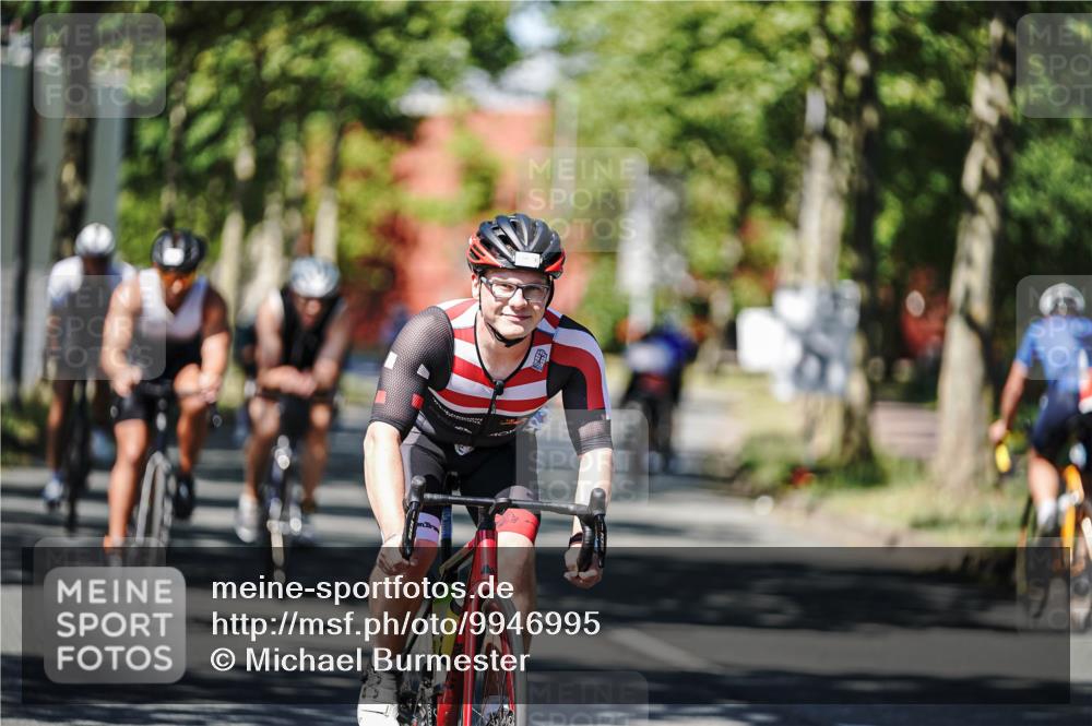 09.08.2026 - GEWOBA Citytriathlon Bremen Michael Burmester http://msf.ph/oto/9946995 09.08.2026 12:12:24 Radfahren 544, 589, 610, 632, 661, 677, 697, 791, 825, 835, 1131 meine-sportfotos.de
