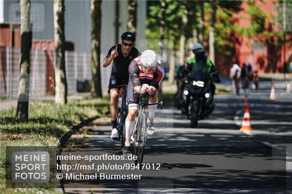 09.08.2026 - GEWOBA Citytriathlon Bremen Michael Burmester http://msf.ph/oto/9947012 09.08.2026 12:12:36 Radfahren 544, 589, 605, 661, 683, 723, 764, 791, 825, 835, 1127, 1131 meine-sportfotos.de