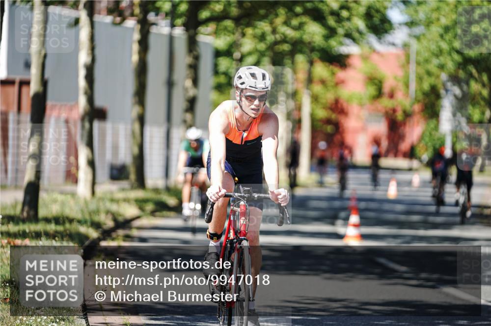 09.08.2026 - GEWOBA Citytriathlon Bremen Michael Burmester http://msf.ph/oto/9947018 09.08.2026 12:12:39 Radfahren 544, 593, 605, 661, 683, 723, 764, 791, 825, 835, 951, 1127, 1131 meine-sportfotos.de