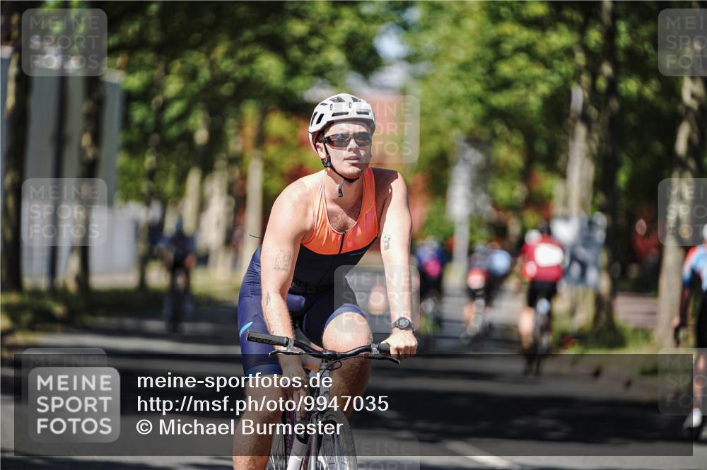 09.08.2026 - GEWOBA Citytriathlon Bremen Michael Burmester http://msf.ph/oto/9947035 09.08.2026 12:12:47 Radfahren 556, 593, 605, 606, 683, 686, 723, 764, 878, 951 meine-sportfotos.de
