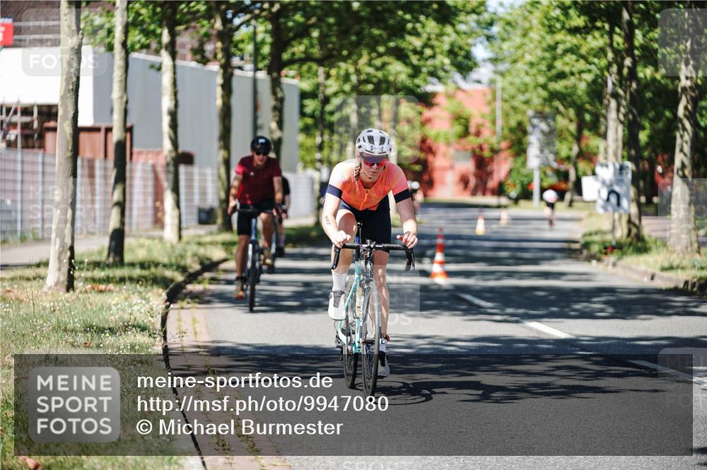 09.08.2026 - GEWOBA Citytriathlon Bremen Michael Burmester http://msf.ph/oto/9947080 09.08.2026 12:13:30 Radfahren 591, 592, 685, 710, 824, 882, 884, 1011, 1116, 1148, 1150 meine-sportfotos.de