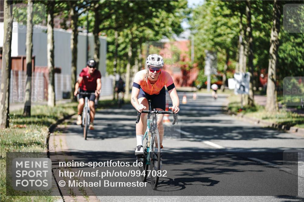 09.08.2026 - GEWOBA Citytriathlon Bremen Michael Burmester http://msf.ph/oto/9947082 09.08.2026 12:13:31 Radfahren 591, 592, 645, 685, 710, 824, 882, 884, 1011, 1116, 1150 meine-sportfotos.de