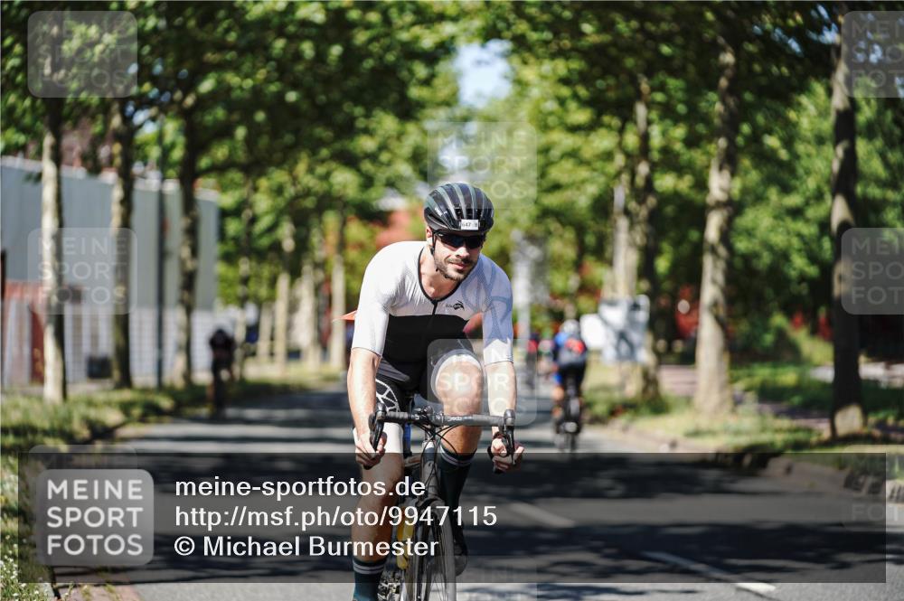 09.08.2026 - GEWOBA Citytriathlon Bremen Michael Burmester http://msf.ph/oto/9947115 09.08.2026 12:14:24 Radfahren 574, 594, 647 meine-sportfotos.de