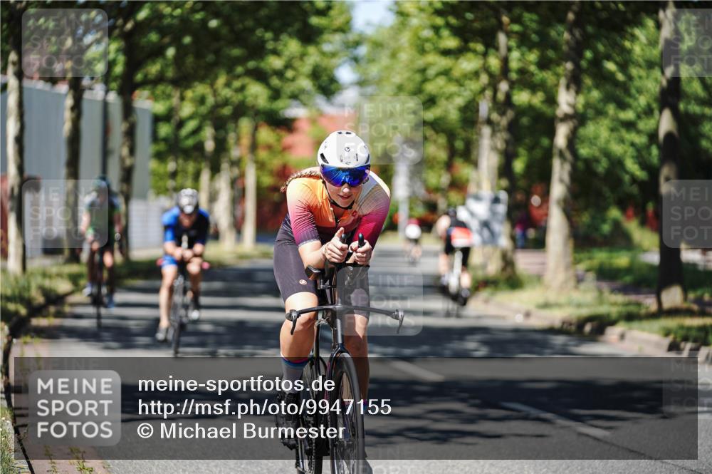 09.08.2026 - GEWOBA Citytriathlon Bremen Michael Burmester http://msf.ph/oto/9947155 09.08.2026 12:15:02 Radfahren 590, 717, 924, 1004, 1015 meine-sportfotos.de