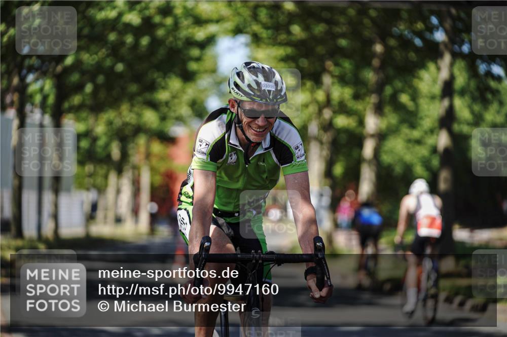 09.08.2026 - GEWOBA Citytriathlon Bremen Michael Burmester http://msf.ph/oto/9947160 09.08.2026 12:15:04 Radfahren 924, 1004, 1015 meine-sportfotos.de