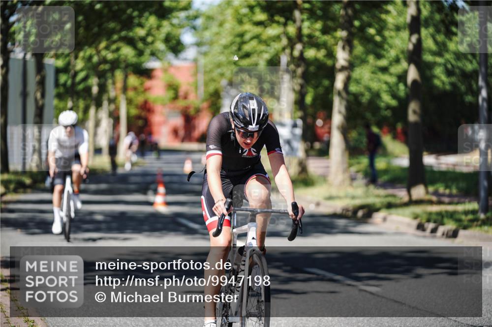 09.08.2026 - GEWOBA Citytriathlon Bremen Michael Burmester http://msf.ph/oto/9947198 09.08.2026 12:15:52 Radfahren 730, 765, 874, 875, 880, 883, 983, 1133, 1137 meine-sportfotos.de