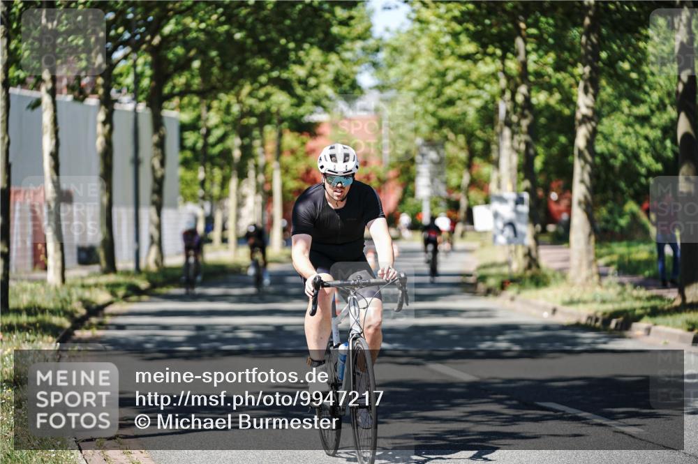 09.08.2026 - GEWOBA Citytriathlon Bremen Michael Burmester http://msf.ph/oto/9947217 09.08.2026 12:16:04 Radfahren 611, 730, 855, 874, 875, 879, 883, 955, 983, 1117 meine-sportfotos.de