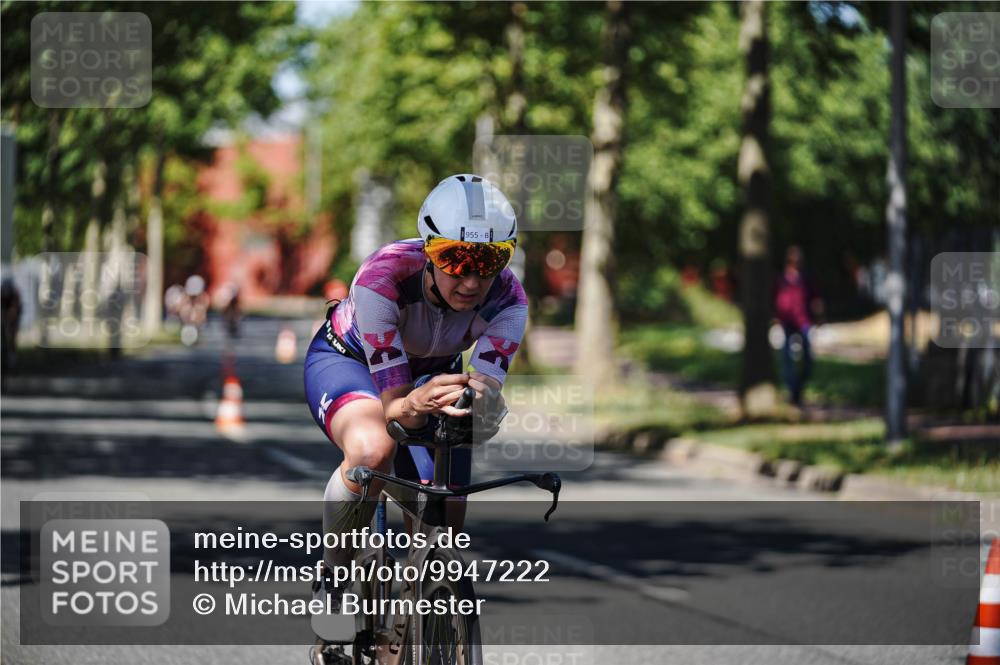09.08.2026 - GEWOBA Citytriathlon Bremen Michael Burmester http://msf.ph/oto/9947222 09.08.2026 12:16:08 Radfahren 611, 716, 726, 730, 855, 874, 879, 955, 983, 1117 meine-sportfotos.de