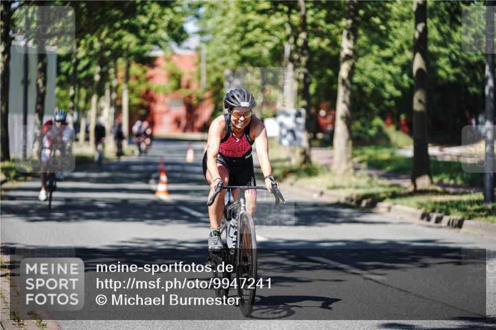 09.08.2026 - GEWOBA Citytriathlon Bremen Michael Burmester http://msf.ph/oto/9947241 09.08.2026 12:16:22 Radfahren 545, 564, 580, 638, 716, 726, 775, 777, 855, 914, 1013, 1117 meine-sportfotos.de