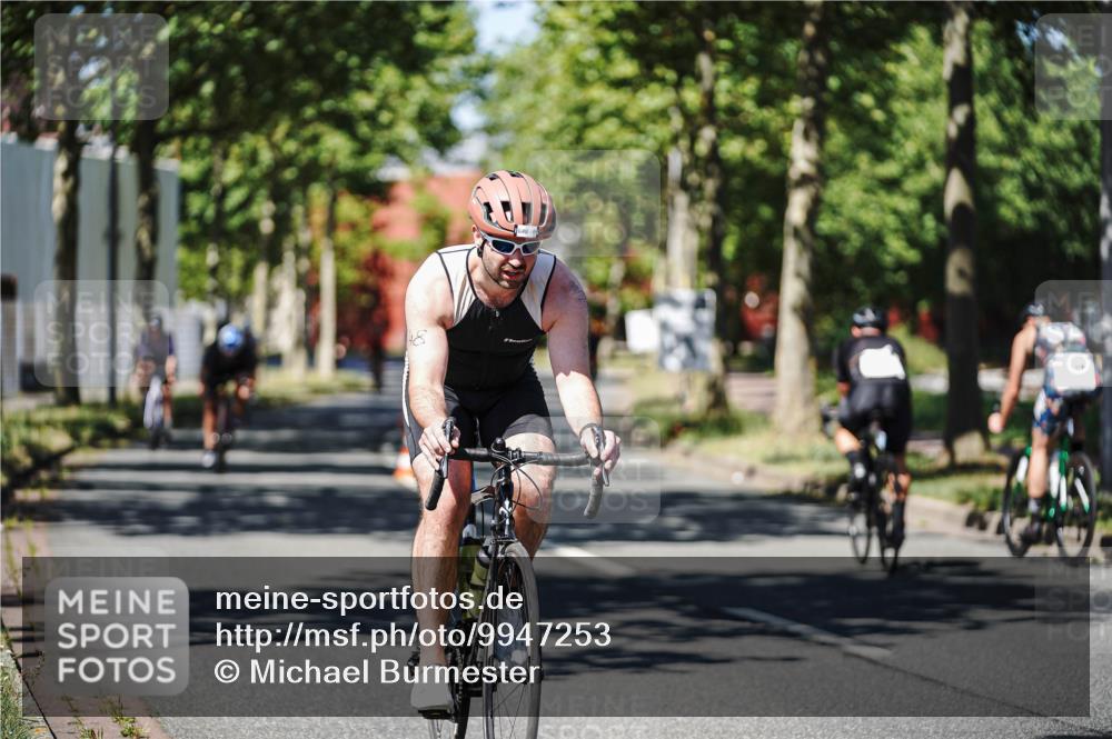09.08.2026 - GEWOBA Citytriathlon Bremen Michael Burmester http://msf.ph/oto/9947253 09.08.2026 12:16:31 Radfahren 545, 564, 580, 638, 648, 775, 777, 804, 846, 918, 1013, 1138 meine-sportfotos.de