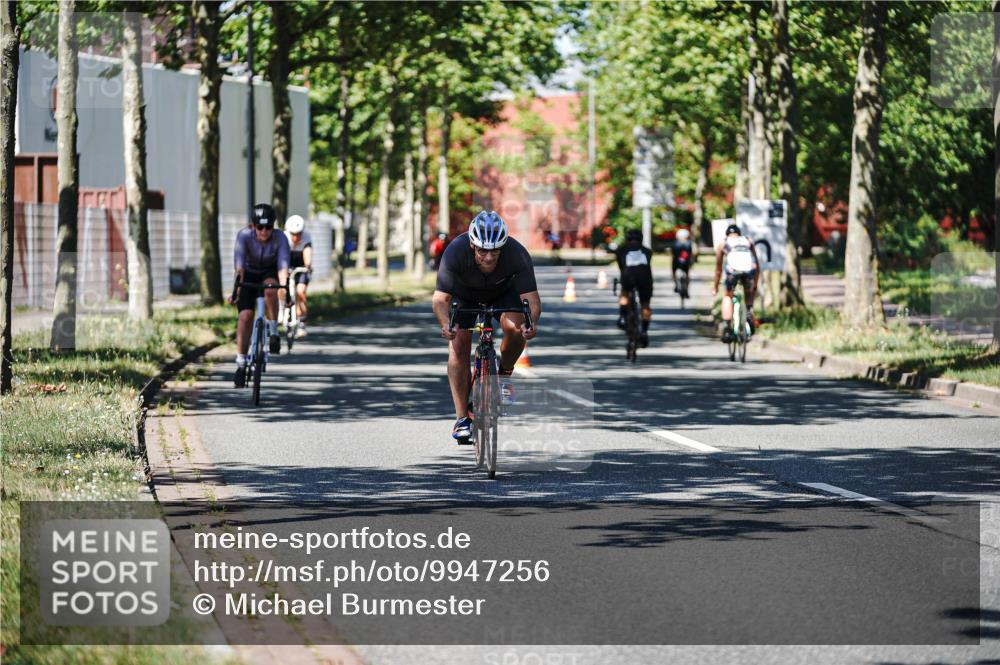 09.08.2026 - GEWOBA Citytriathlon Bremen Michael Burmester http://msf.ph/oto/9947256 09.08.2026 12:16:33 Radfahren 545, 580, 638, 648, 775, 777, 804, 846, 918, 1013, 1138 meine-sportfotos.de