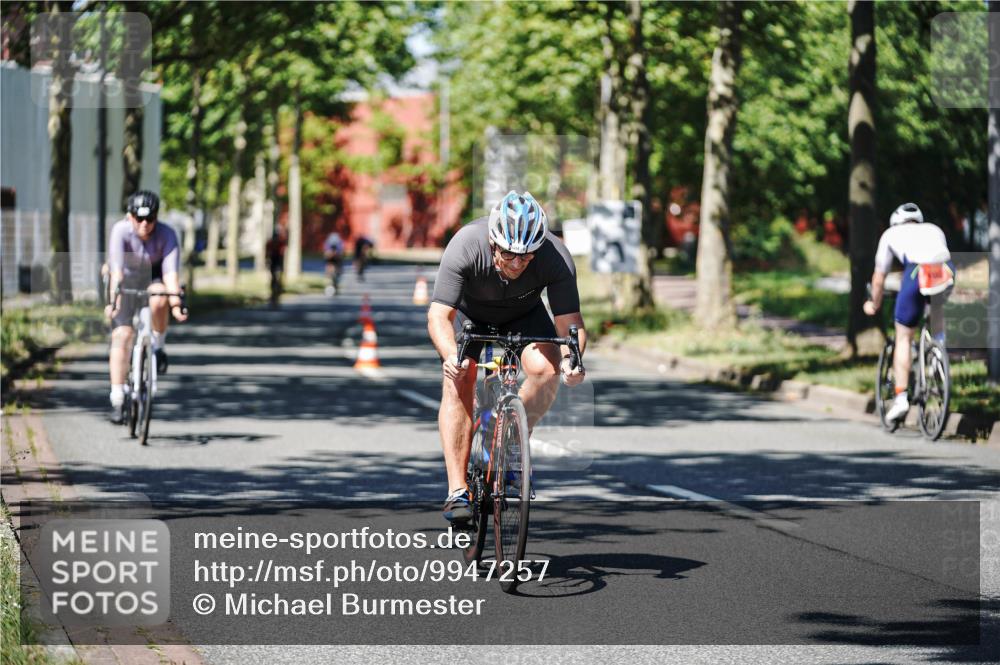 09.08.2026 - GEWOBA Citytriathlon Bremen Michael Burmester http://msf.ph/oto/9947257 09.08.2026 12:16:33 Radfahren 545, 580, 638, 648, 775, 777, 804, 846, 918, 1013, 1138 meine-sportfotos.de