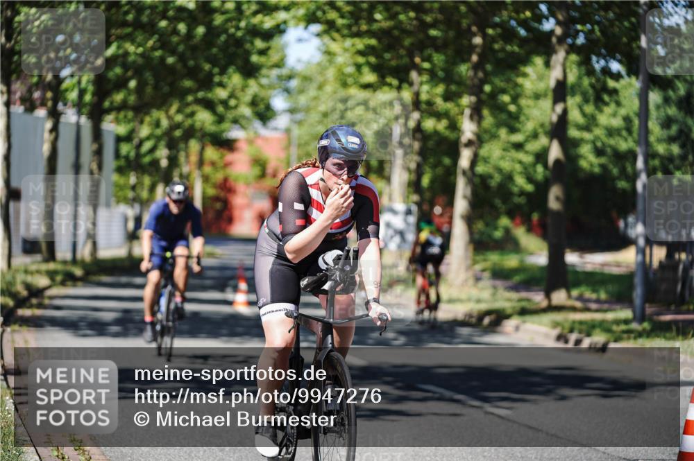 09.08.2026 - GEWOBA Citytriathlon Bremen Michael Burmester http://msf.ph/oto/9947276 09.08.2026 12:16:57 Radfahren 555, 627, 673, 895, 932, 1130 meine-sportfotos.de