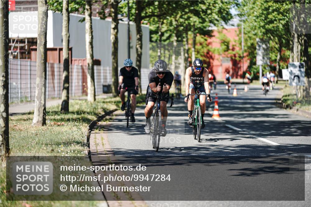 09.08.2026 - GEWOBA Citytriathlon Bremen Michael Burmester http://msf.ph/oto/9947284 09.08.2026 12:17:11 Radfahren 552, 600, 627, 932, 1143, 1158 meine-sportfotos.de