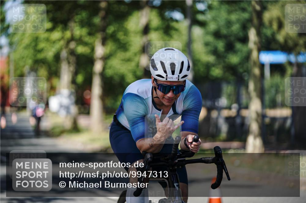 09.08.2026 - GEWOBA Citytriathlon Bremen Michael Burmester http://msf.ph/oto/9947313 09.08.2026 12:17:30 Radfahren 565, 579, 598, 609, 650, 653, 758, 778, 784, 807 meine-sportfotos.de