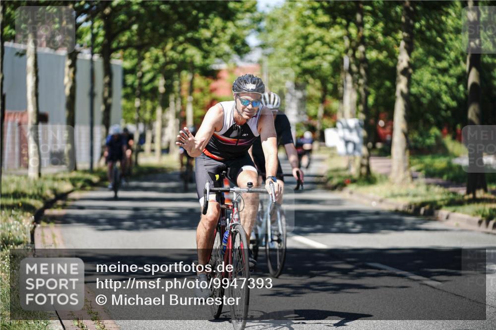 09.08.2026 - GEWOBA Citytriathlon Bremen Michael Burmester http://msf.ph/oto/9947393 09.08.2026 12:19:59 Radfahren 595, 625, 788, 798, 806, 817, 838, 923, 1129 meine-sportfotos.de