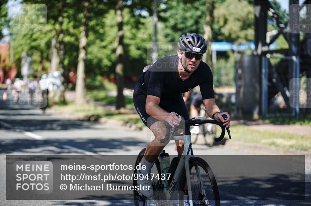 09.08.2026 - GEWOBA Citytriathlon Bremen Michael Burmester http://msf.ph/oto/9947437 09.08.2026 12:20:30 Radfahren 566, 656, 682, 728, 745, 762, 763, 792, 816, 844, 897, 931, 1020 meine-sportfotos.de