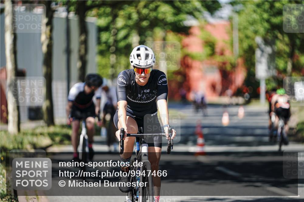 09.08.2026 - GEWOBA Citytriathlon Bremen Michael Burmester http://msf.ph/oto/9947466 09.08.2026 12:21:02 Radfahren 560, 562, 628, 637, 639, 644, 668, 678, 889, 911, 912, 960, 968, 979, 1110 meine-sportfotos.de