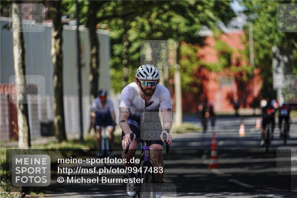 09.08.2026 - GEWOBA Citytriathlon Bremen Michael Burmester http://msf.ph/oto/9947483 09.08.2026 12:21:21 Radfahren 596, 628, 644, 731, 1115, 1132 meine-sportfotos.de