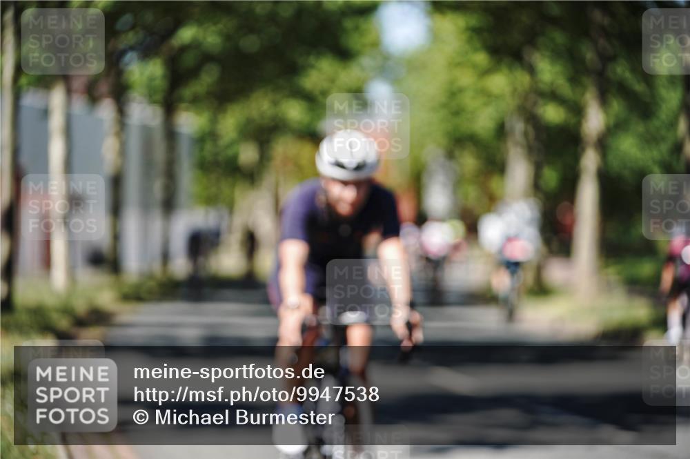09.08.2026 - GEWOBA Citytriathlon Bremen Michael Burmester http://msf.ph/oto/9947538 09.08.2026 12:22:12 Radfahren 541, 559, 571, 623, 687, 694, 695, 896, 954, 1114, 1139, 1154 meine-sportfotos.de