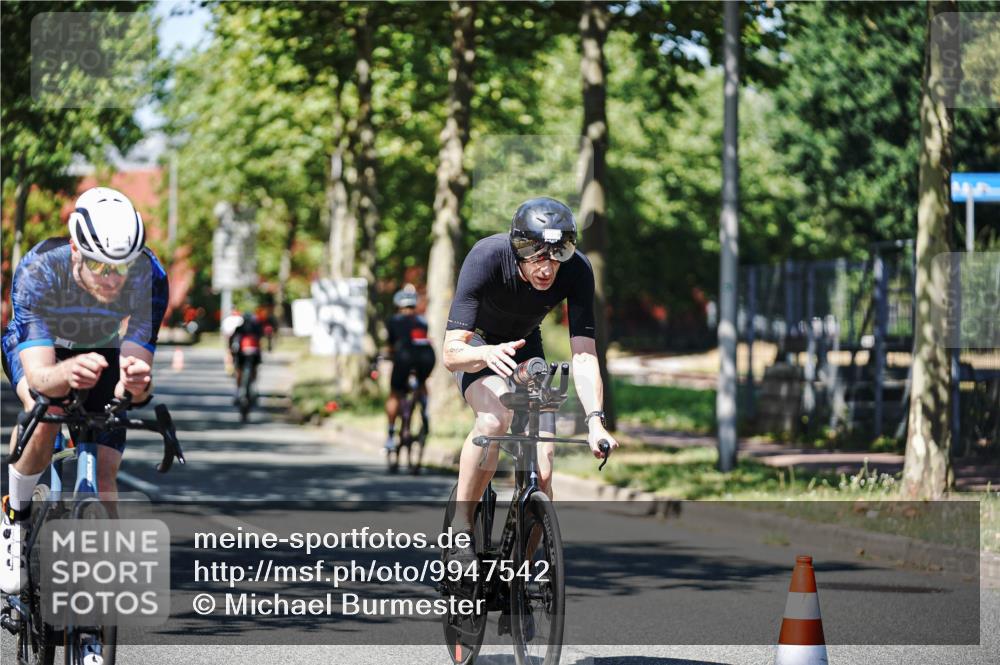 09.08.2026 - GEWOBA Citytriathlon Bremen Michael Burmester http://msf.ph/oto/9947542 09.08.2026 12:22:16 Radfahren 541, 559, 623, 687, 694, 695, 803, 896, 954, 1139, 1154 meine-sportfotos.de
