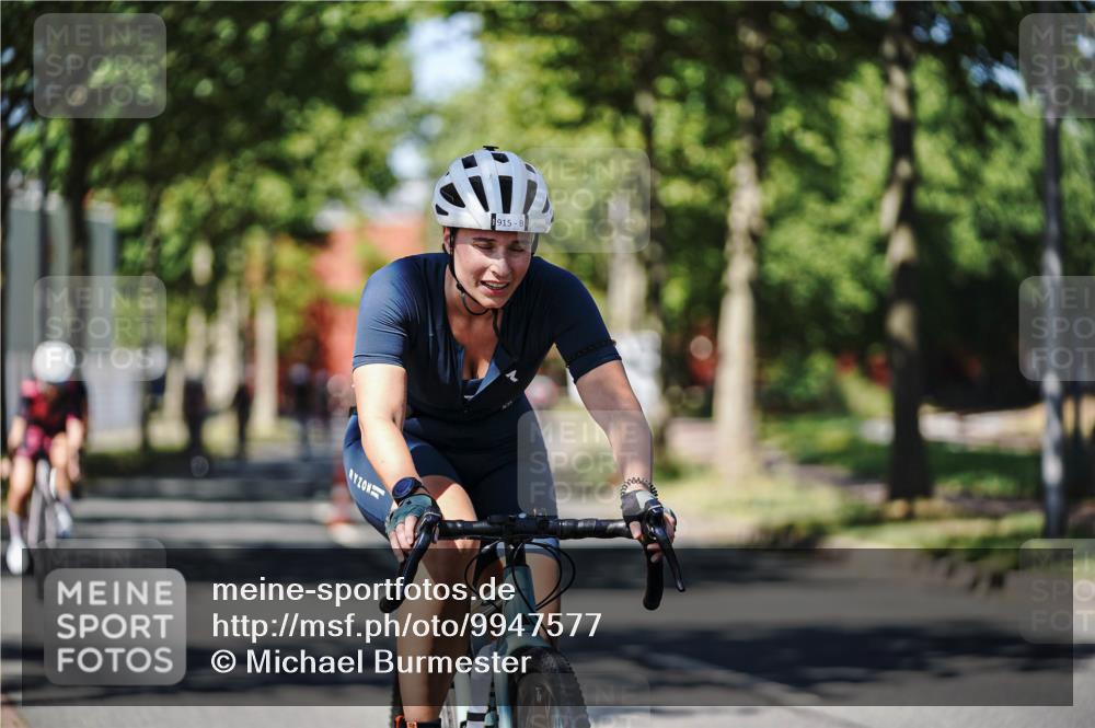 09.08.2026 - GEWOBA Citytriathlon Bremen Michael Burmester http://msf.ph/oto/9947577 09.08.2026 12:22:55 Radfahren 664, 699, 783, 800, 809, 915, 919, 933, 940, 966, 1012, 1108 meine-sportfotos.de