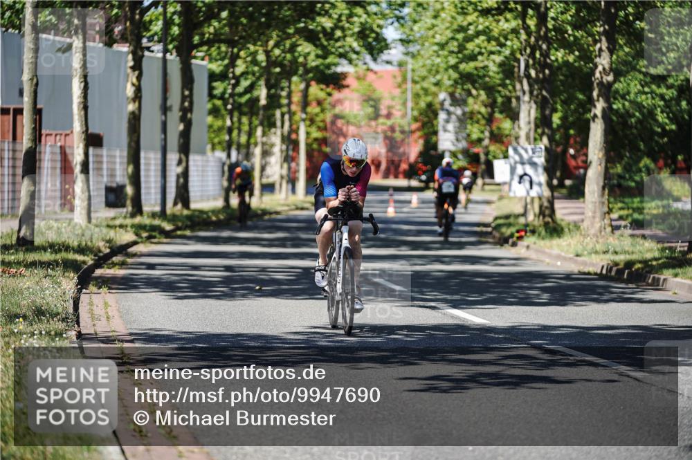 09.08.2026 - GEWOBA Citytriathlon Bremen Michael Burmester http://msf.ph/oto/9947690 09.08.2026 12:24:20 Radfahren 546, 586, 671, 675, 753, 870 meine-sportfotos.de